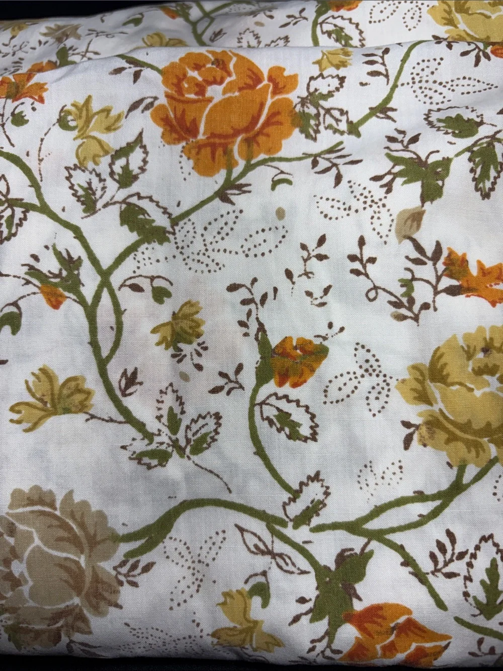 Vintage full fitted sheet Floral Cotton in White with Orange, Yellow Flowers B20